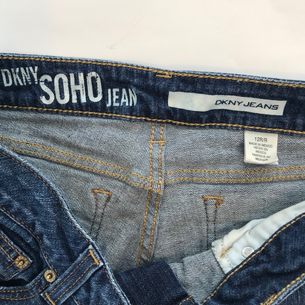 DKNY Soho Women's Jeans - Size 12 Regular - Picture 5 of 11